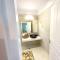 Beachfront 4-bed luxury suite - Agios Gordios, Corfu, Greece