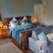 Cosy Studio with Forest Views, Noosa Hinterland