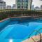 Flat completo nos Jardins