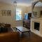 Stunning Beverley Bungalow w Fireplace, private parking, and garden