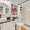 Contemporary Home - 1 Mi to Georgetown Square
