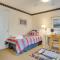 Charming Cape Cod Home with Patio, 2 Mi to Beach! - 马什皮