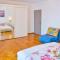 Holiday House Larma