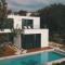 D-Tree HOUSE private heated pool