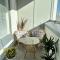 Aurora Home Finnoo Espoo - studio next to metro, easy to reach Helsinki and Otaniemi, Aalto University and Iso Omena shopping center - إسبو