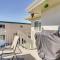 Newport Beach Vacation Rental Steps to Shore!