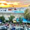 soleado apartamento al lado de la preciosa medina , a 3 minutos de la playa andando I