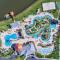Triple Header Storey Lake by Shine Villas apts - 基西米