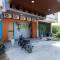 Urbanview Hotel R House Batam by RedDoorz