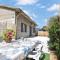 2 Bedroom Nice Home In Capezzano Pianore - Capezzano Pianore,