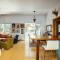 Frishman beach 2Br full of art and light - 特拉维夫