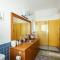 Frishman beach 2Br full of art and light - 特拉维夫