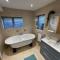 Luxury Accomodation close to city centre