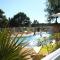 CAMPING LES EMBRUNS 3*