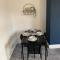 Windsor 4 - Spacious beautiful 4 bdrm maisonette nr Ncle free wifi free parking