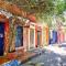 Stylish House with Beautiful Galleries In Gethsemane With Jacuzzi