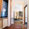 Large and elegant apartment in Missori Duomo