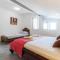 House Rosa - Holiday Home70 metres away from Picena Beach