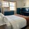 Budget Host East End Hotel in Riverhead - Riverhead