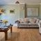 Finest Retreats - Felin Ship