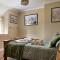 Finest Retreats - Felin Ship