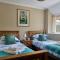 Finest Retreats - Felin Ship