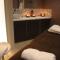 Skylark sleeps 8 private Hot Tub & Dogs welcome Nr Padstow, Resort Pool Bar & Watersports