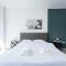 Hip And Fun Apt B