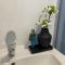 TINY-HOUSE mit Alpen- Stadt- und Poolblick , WLAN