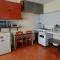Habitación con baño privado acceso a cocina y terraza en Miraflores