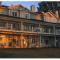 The Sand Hill Inn