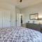 Updated Las Vegas House Patio and Solar Heated Pool - لاس فيغاس