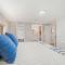 Oversized 4bed + Converted Bedroom, HEATED Pool + Hot Tub