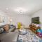 Oversized 4bed + Converted Bedroom, HEATED Pool + Hot Tub