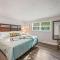 Oversized 4bed + Converted Bedroom, HEATED Pool + Hot Tub