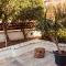 Louvros Luxury Suites