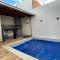 Casa com piscina 1 Quarto - 龙多诺波利斯