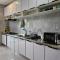 Spacious 5-bedroom, 4-bath townhouse in Legazpi City