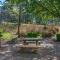 Lazy Bears Den 2103
