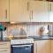 Beautiful Home In Grsted With Kitchen - Udsholt Sand
