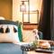 Kandaka-Specious Stylish Home - Suitable for Contractors