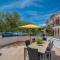 Wonderful apartments with heated pool, sauna, jacuzzi and sea view