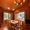 Solid Log Cabin With Private Hot Tub - Oak - Aymestrey