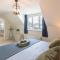 4 Bed City House with Private Garden and Parking