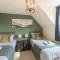 4 Bed City House with Private Garden and Parking