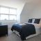 Sea front luxury apartment with sea views - Felixstowe