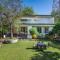 SaffronStays 7 Seas, Alibaug