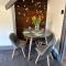 Green Corner Villa - Walls Hill - Cosy Luxury Apartment in Central Torquay with Free Parking & EV