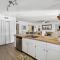 Vacation House! 6BR, FREE Heated Pool, Arcade & Hot Tub