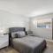 Vacation House! 6BR, FREE Heated Pool, Arcade & Hot Tub